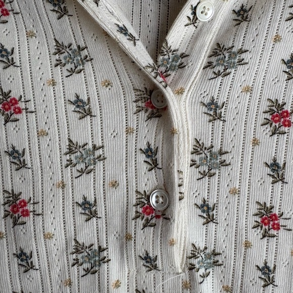 Doen Floral Print Cream Top - Picture 5 of 6